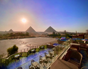 Anubis kingdom pyramids
